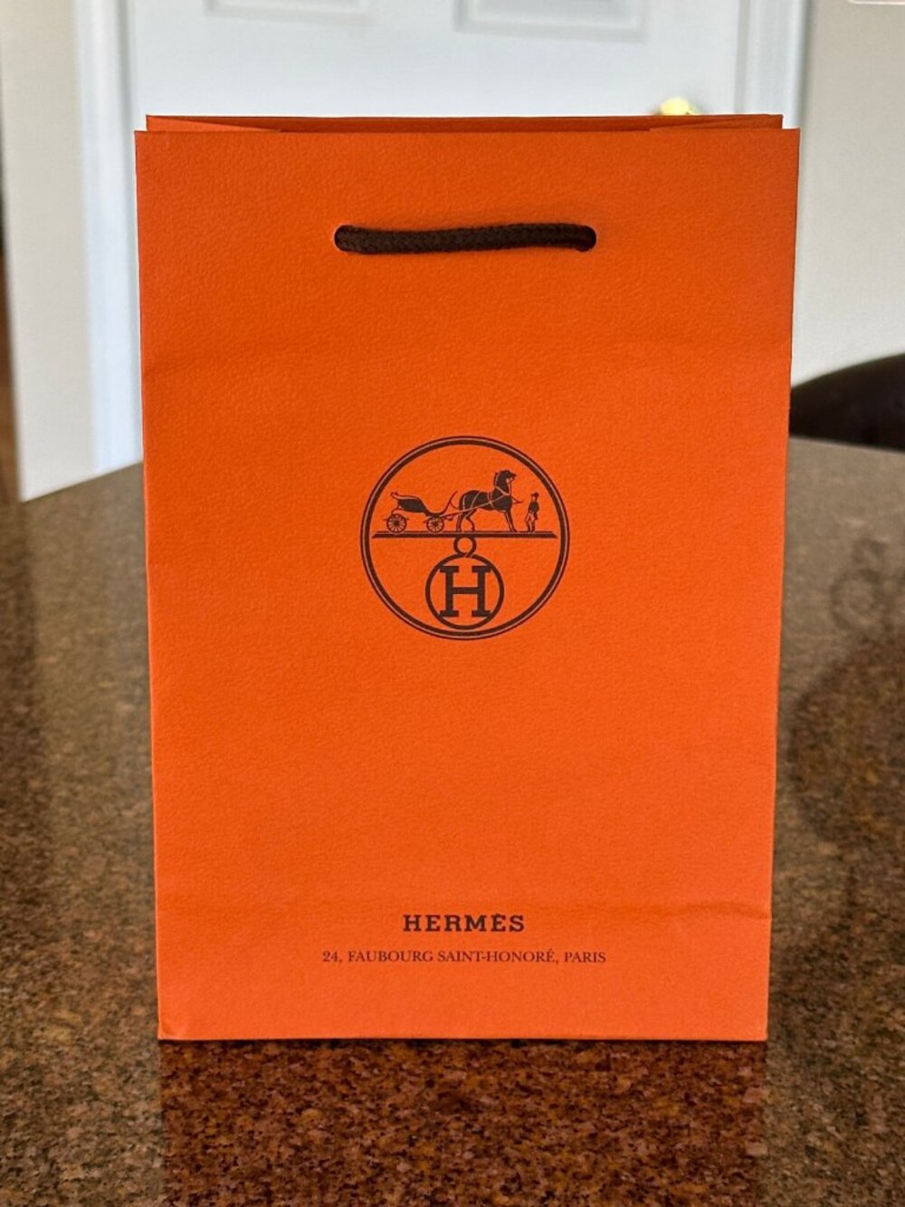 Hermes Paper Shopping Bag Small 9"x6"x3" - Picture 2 of 8